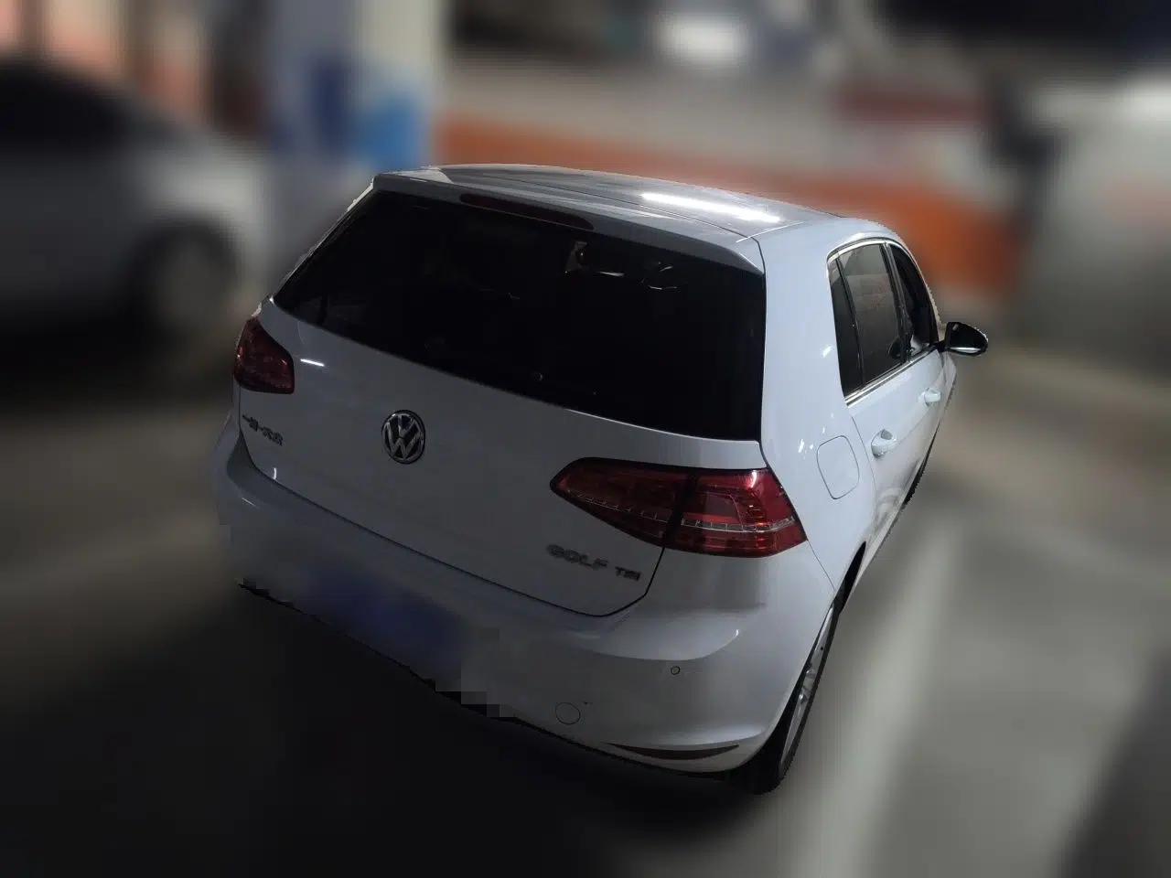 Volkswagen Golf 2016 230TSI Automatic Comfort Version — миниатюра 6