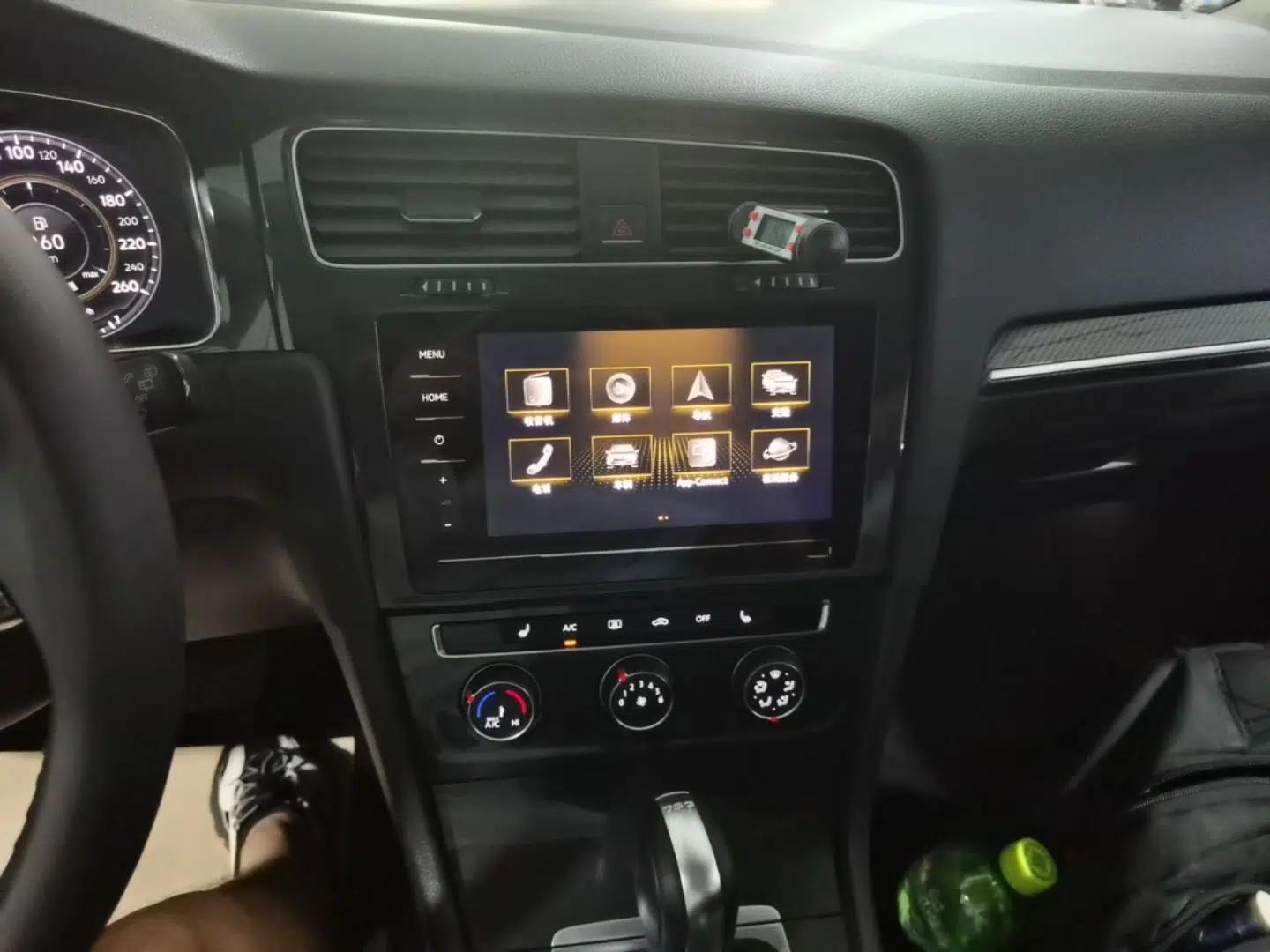 Volkswagen Golf 2020 Zhiai Edition 280TSI DSG Luxury Model — миниатюра 23