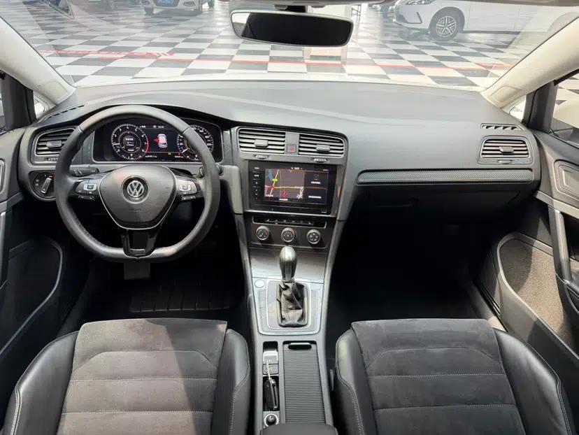 Volkswagen Golf 2020 Zhiai Edition 280TSI DSG Luxury Model — миниатюра 33