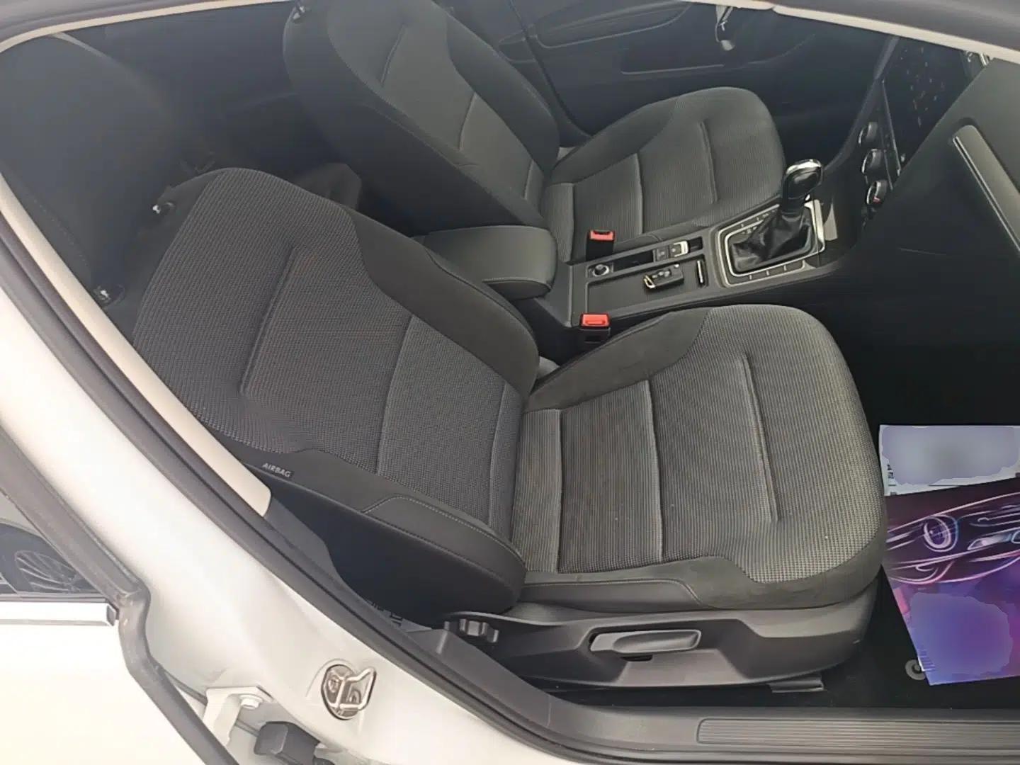Volkswagen Golf 2020 Zhiai Edition 280TSI DSG Comfort Model — миниатюра 19