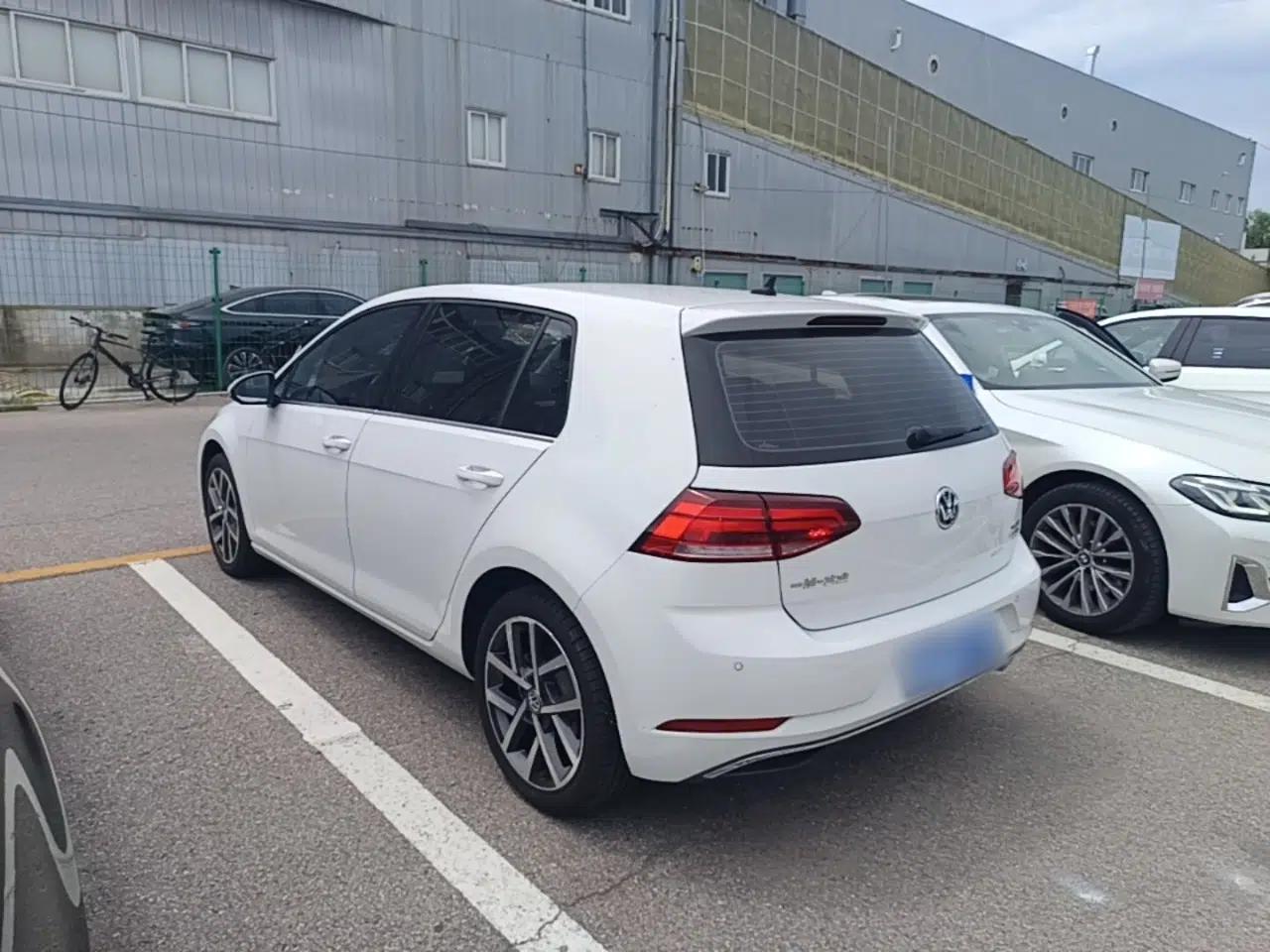 Volkswagen Golf 2020 Zhiai Edition 280TSI DSG Comfort Model — миниатюра 4