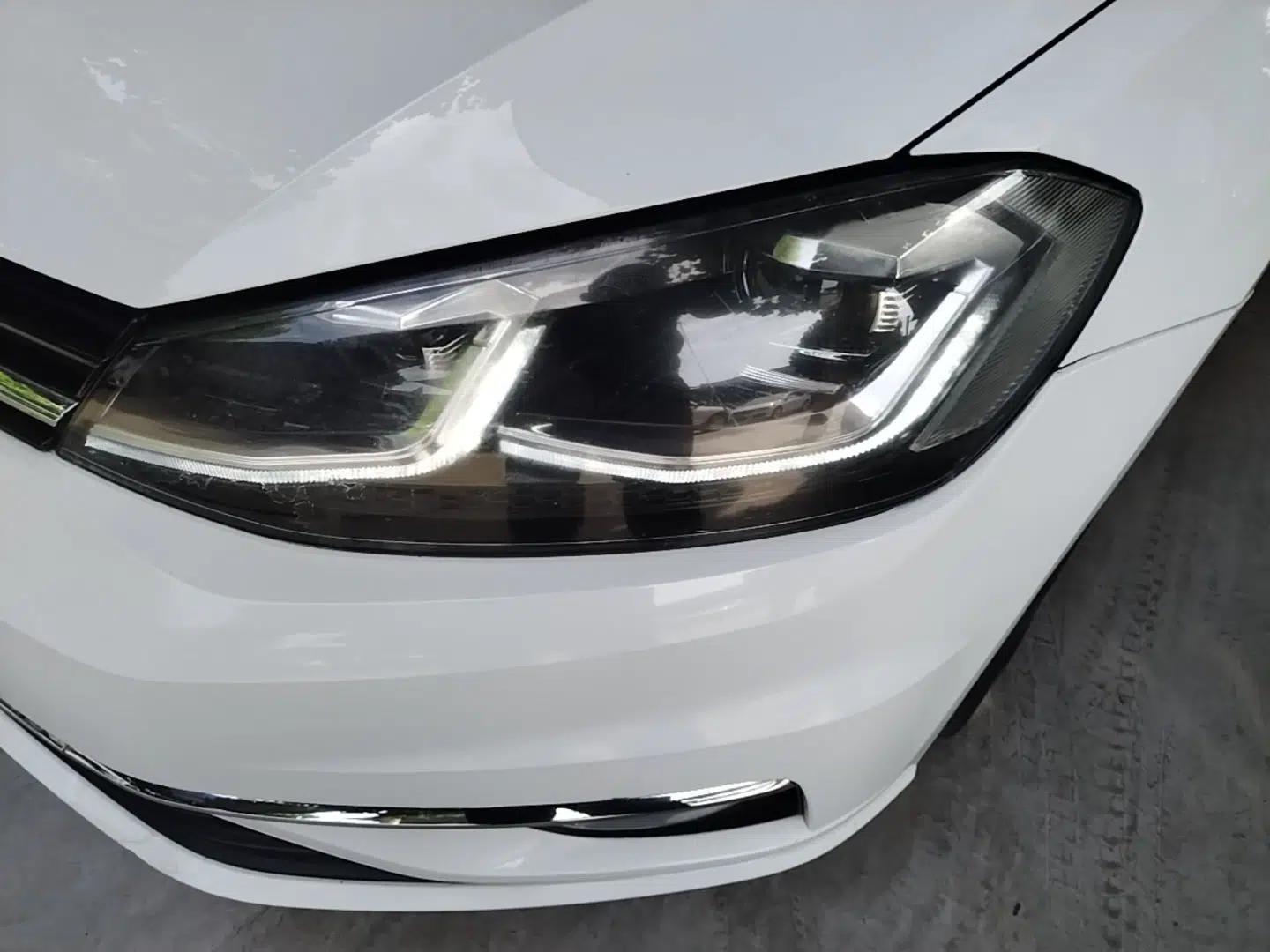 Volkswagen Golf 2020 280TSI DSG Luxury Edition — миниатюра 8