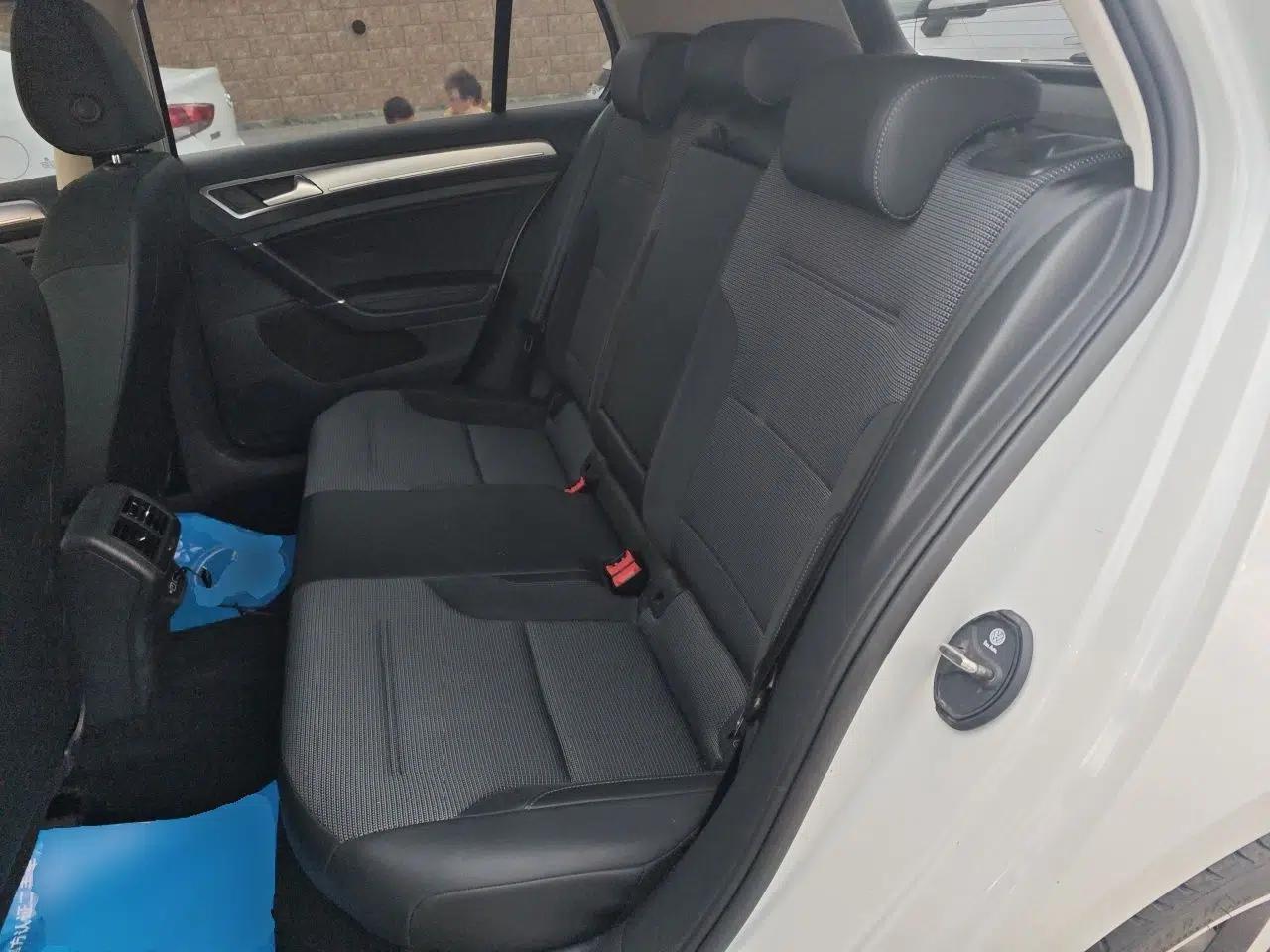 Volkswagen Golf 2020 Zhiai Edition 280TSI DSG Comfort Model — миниатюра 17