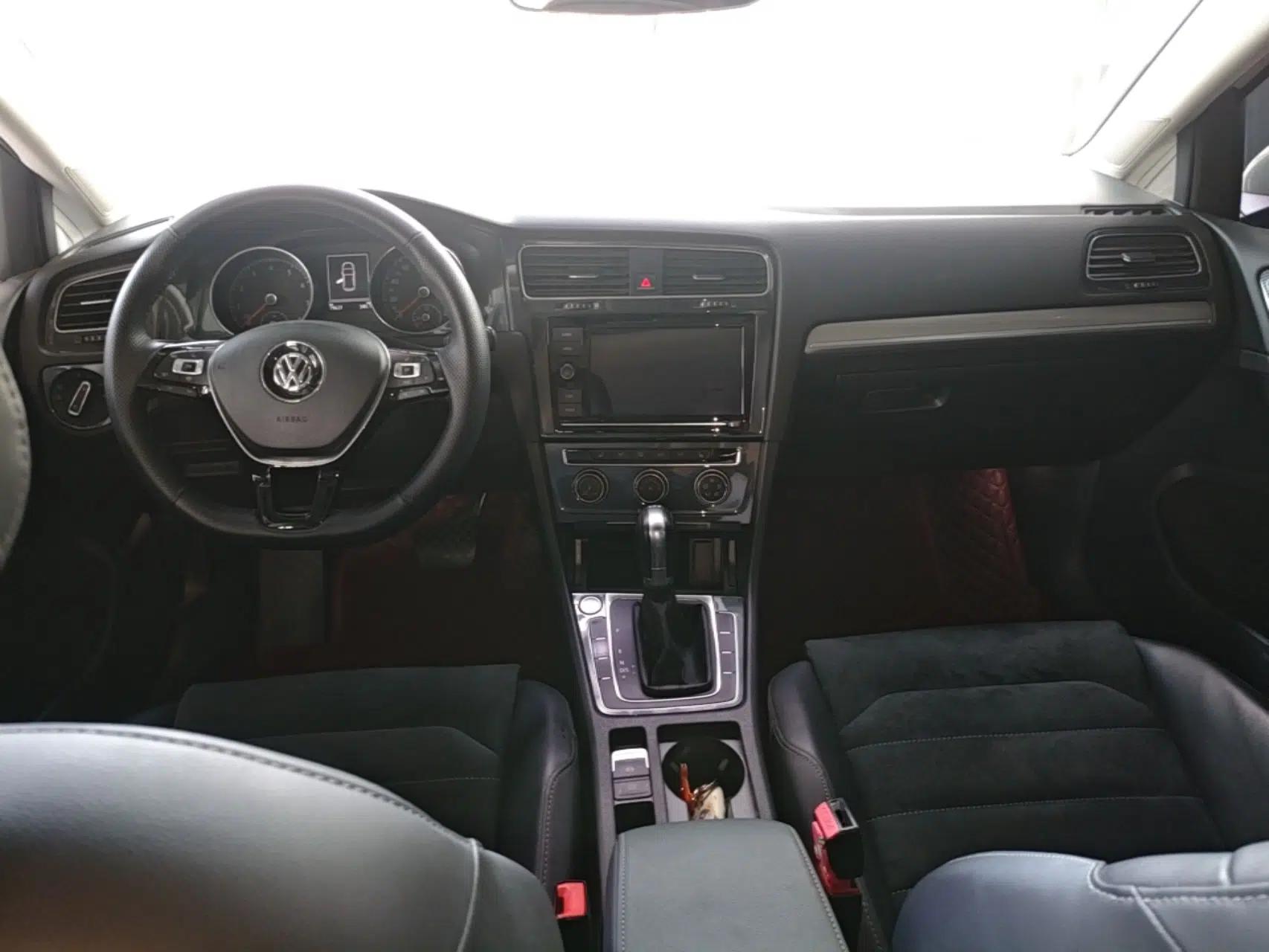 Volkswagen Golf 2019 280TSI DSG Luxury Version China V Standard — миниатюра 12