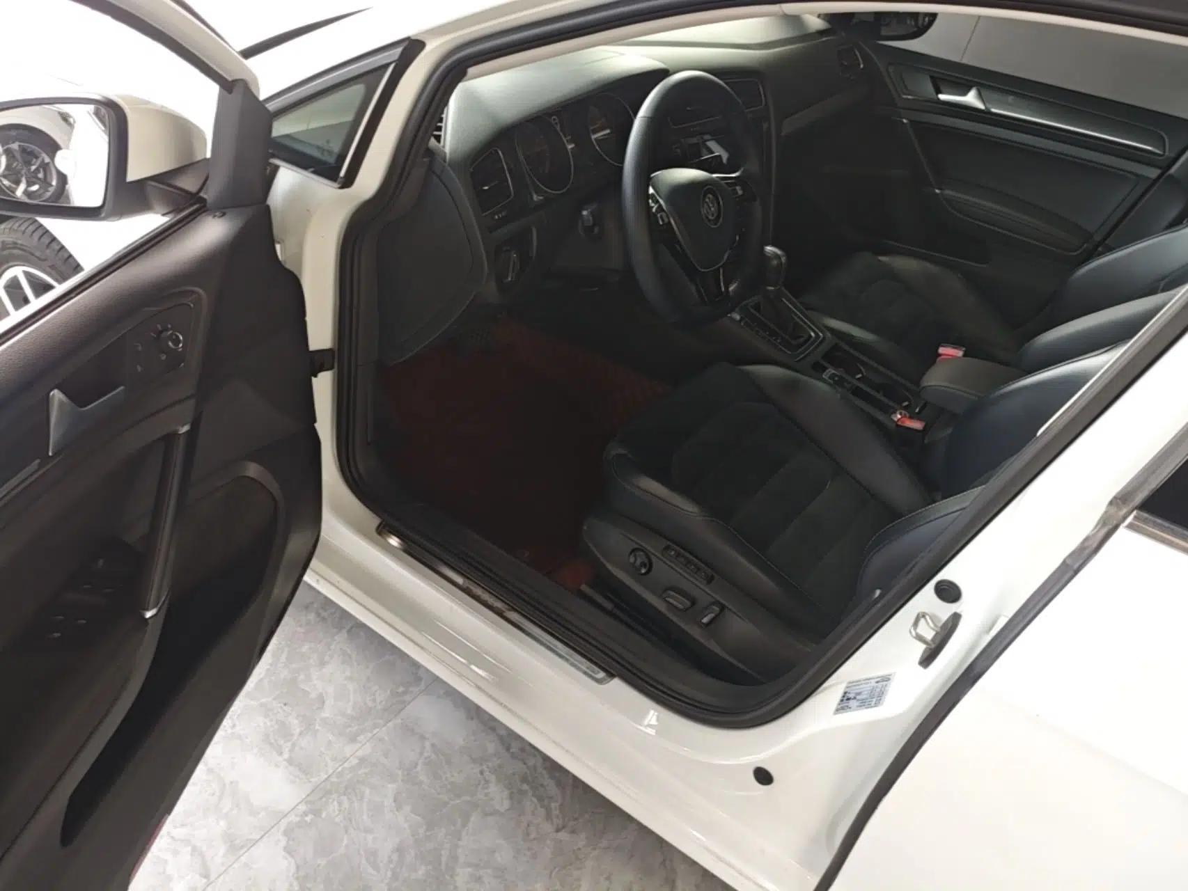 Volkswagen Golf 2019 280TSI DSG Luxury Version China V Standard — миниатюра 18