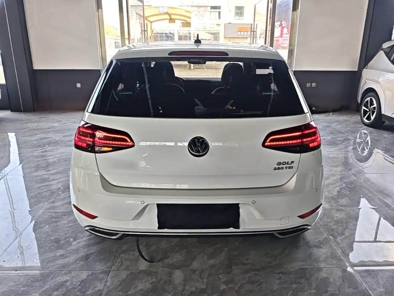 Volkswagen Golf 2019 280TSI DSG Luxury Version China V Standard — миниатюра 5
