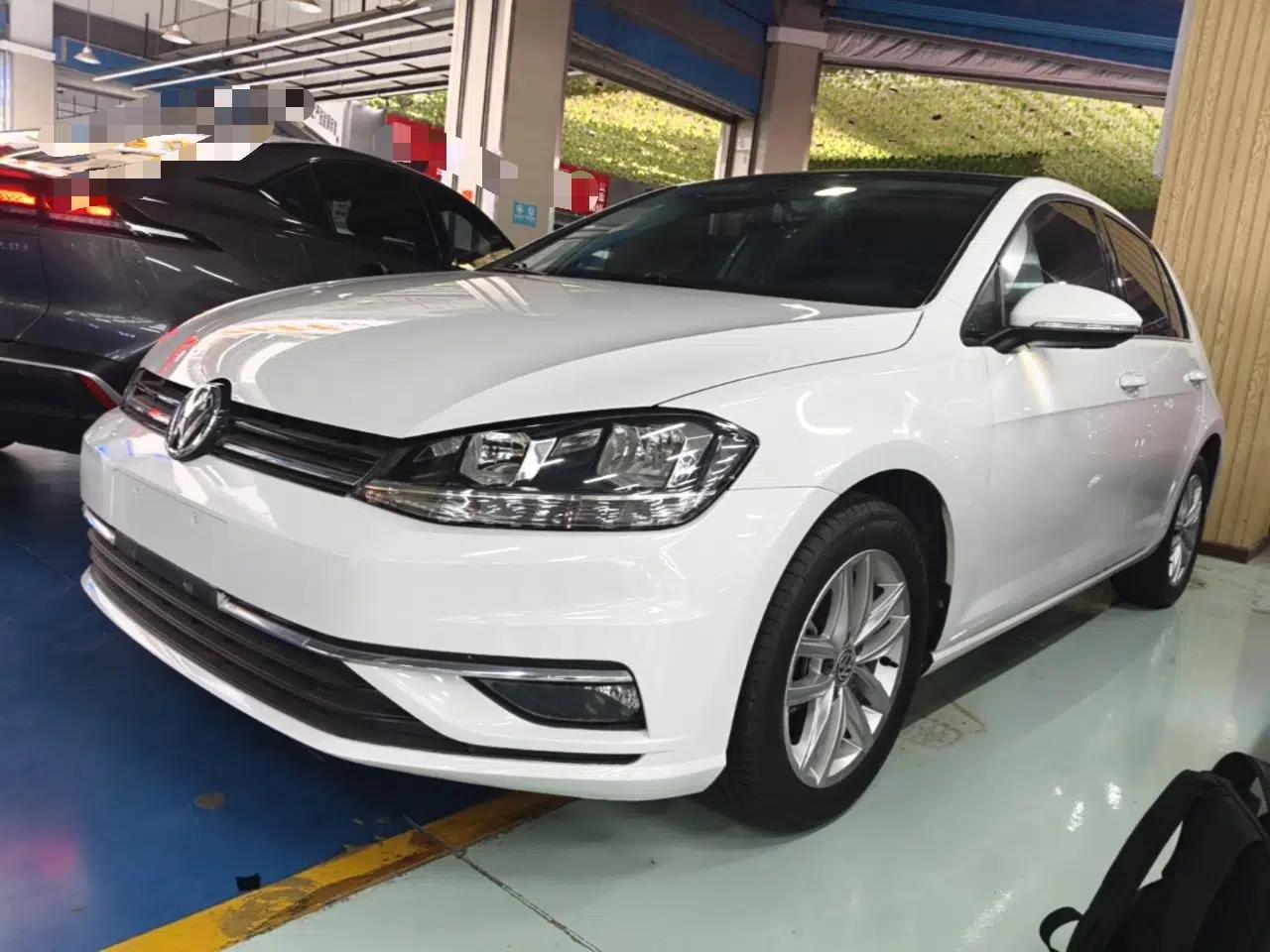 Volkswagen Golf 2018 230TSI Automatic Comfort Model — миниатюра 1