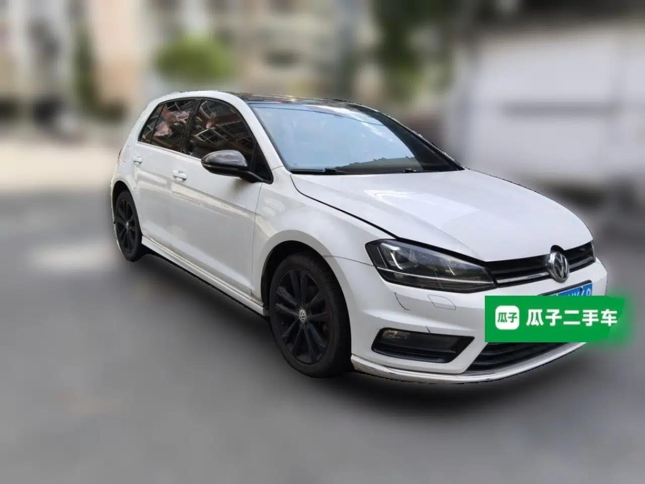 Volkswagen Golf 2017 280TSI Automatic R-Line Million-Vehicle Commemorative Edition — миниатюра 3