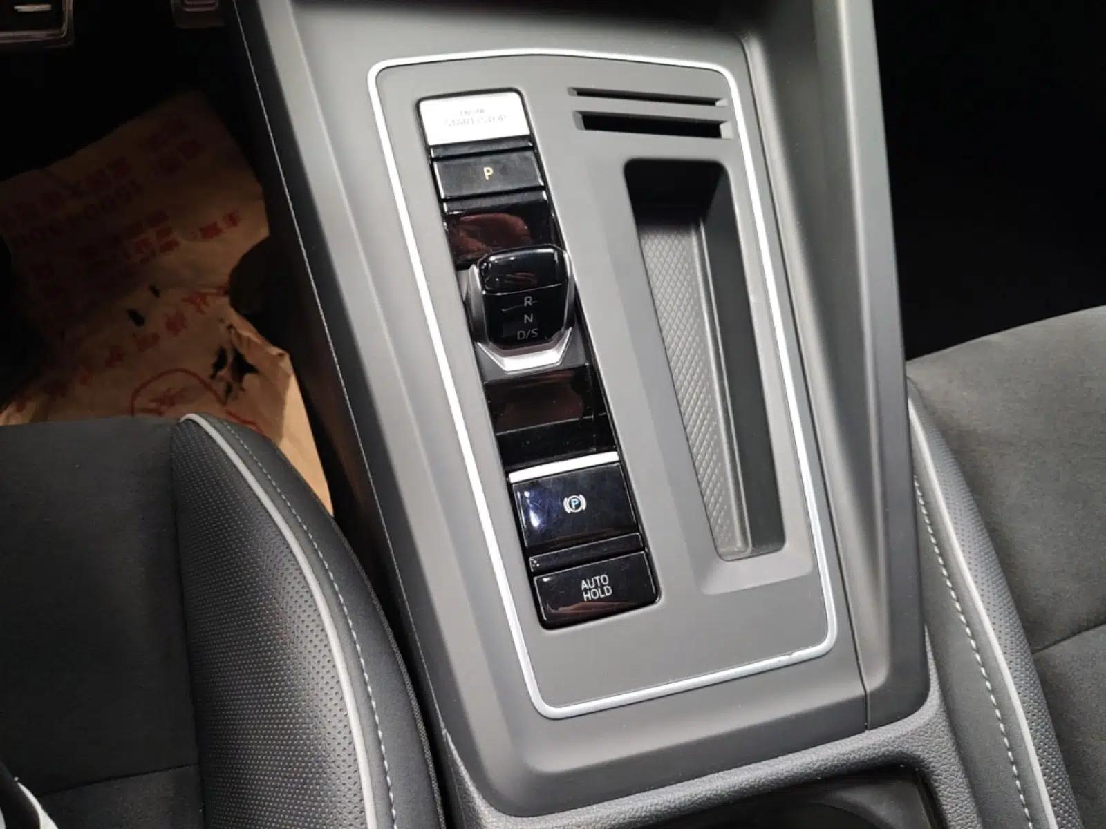 Volkswagen Golf 2021 280TSI DSG R-Line — миниатюра 16
