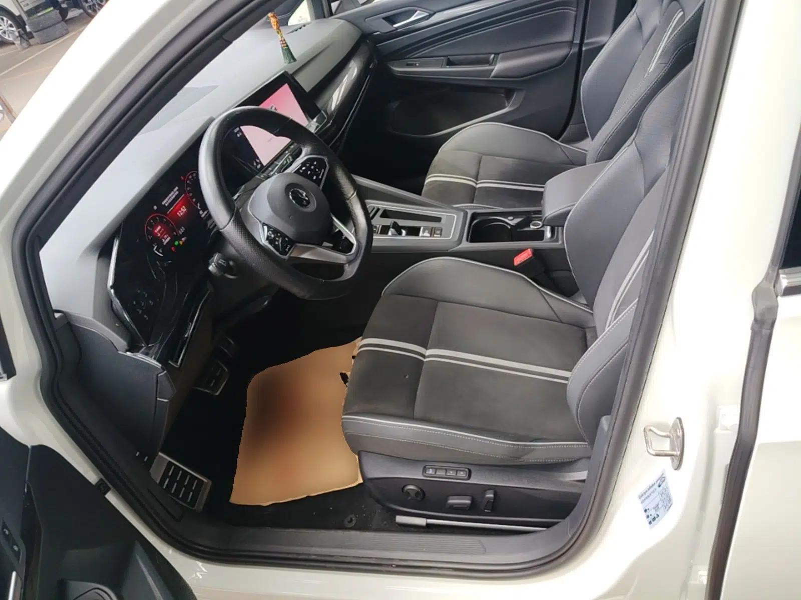 Volkswagen Golf 2021 280TSI DSG R-Line — миниатюра 17