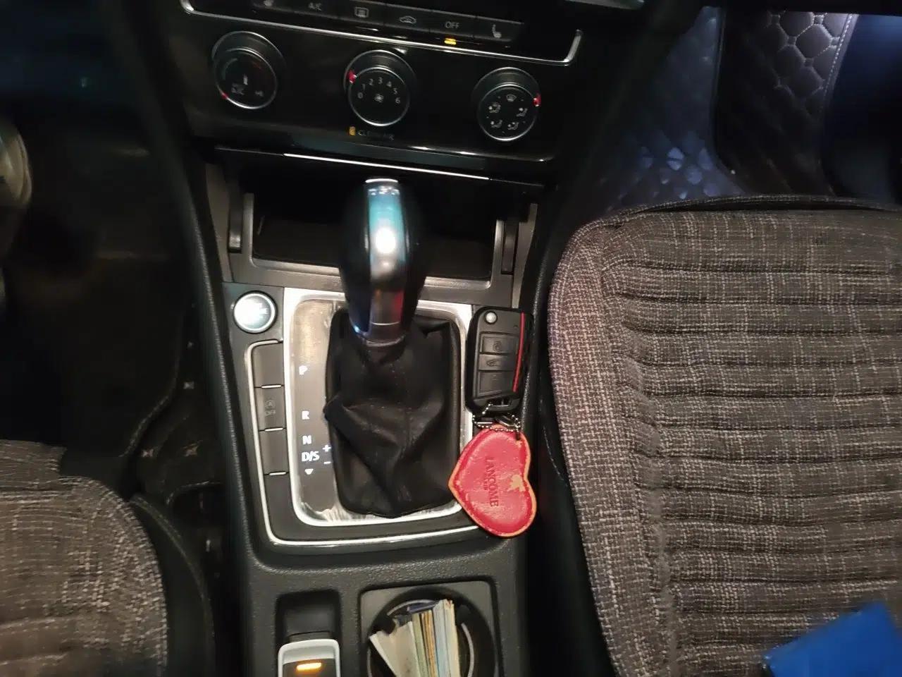 Volkswagen Golf 2018 230TSI Automatic Luxury Version — миниатюра 14
