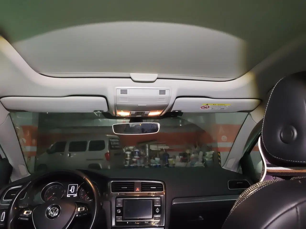 Volkswagen Golf 2018 230TSI Automatic Luxury Version — миниатюра 18