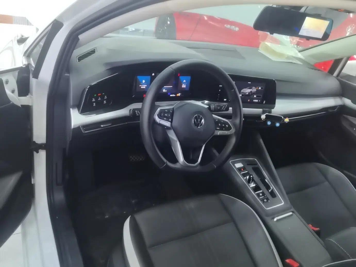 Volkswagen Golf 2021 200TSI DSG Pro — миниатюра 17