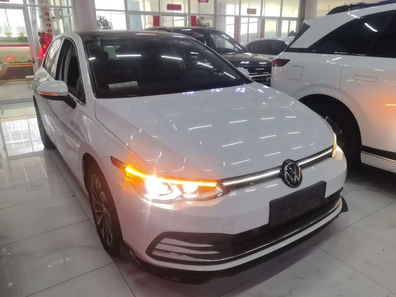 Volkswagen Golf 2021 200TSI DSG Pro — миниатюра 3