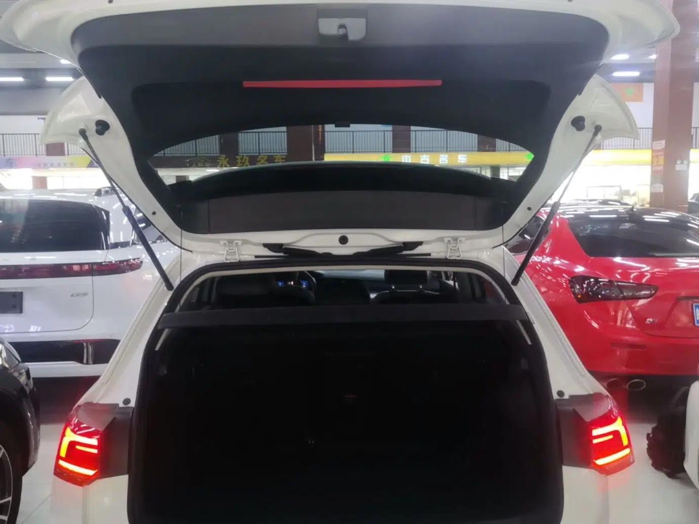 Volkswagen Golf 2021 200TSI DSG Pro — миниатюра 27