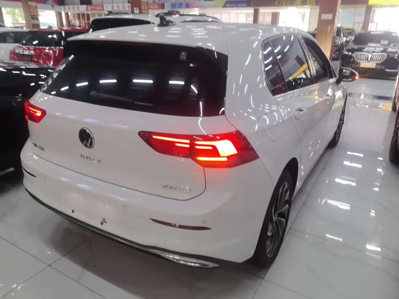Volkswagen Golf 2021 200TSI DSG Pro — миниатюра 6