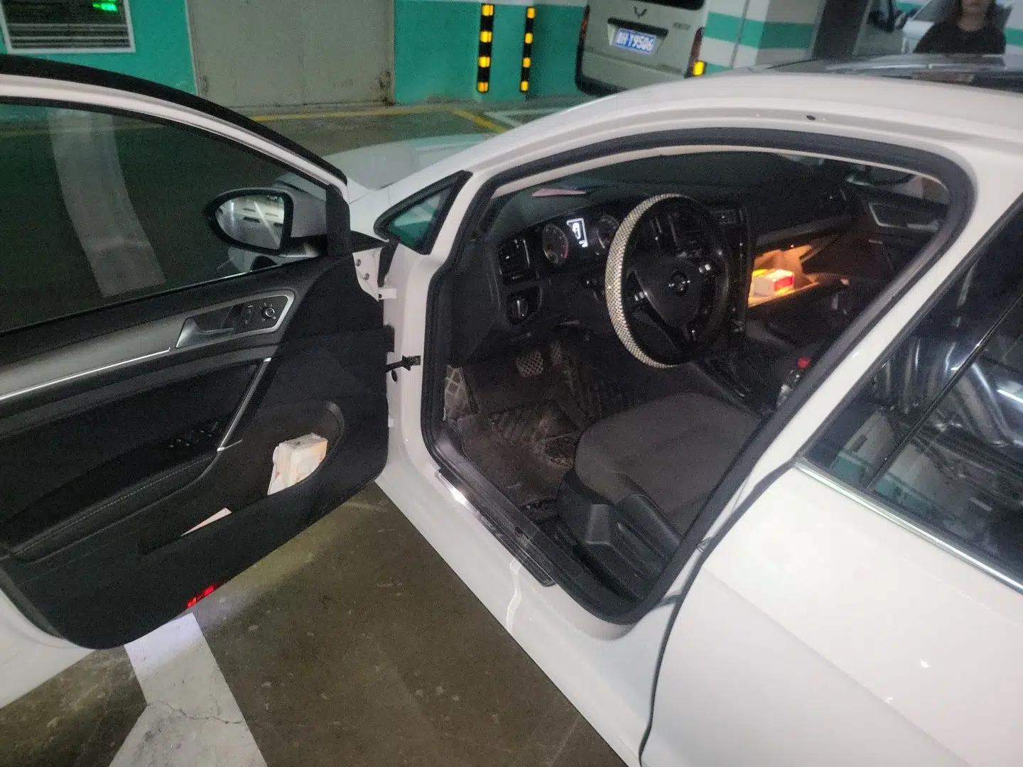 Volkswagen Golf 2020 280TSI DSG Comfort Version — миниатюра 16