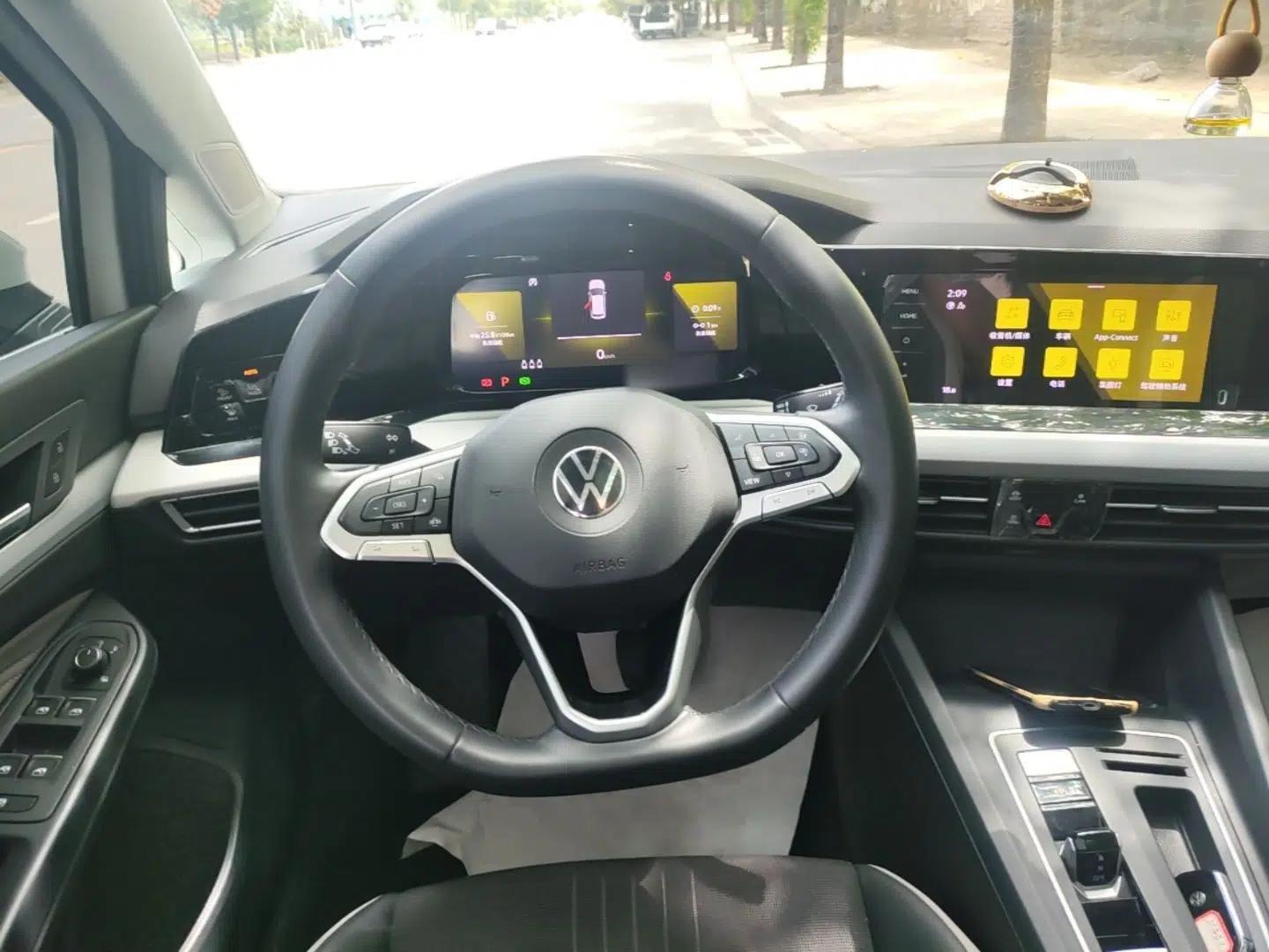 Volkswagen Golf 2023 Facelift 280TSI DSG Pro — миниатюра 13