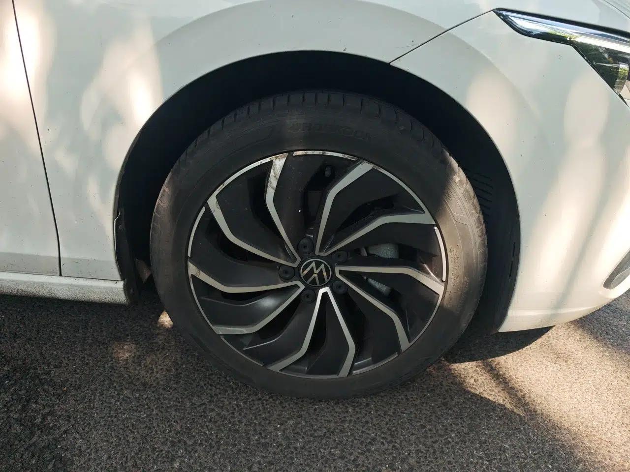 Volkswagen Golf 2023 280TSI DSG Pro — миниатюра 8
