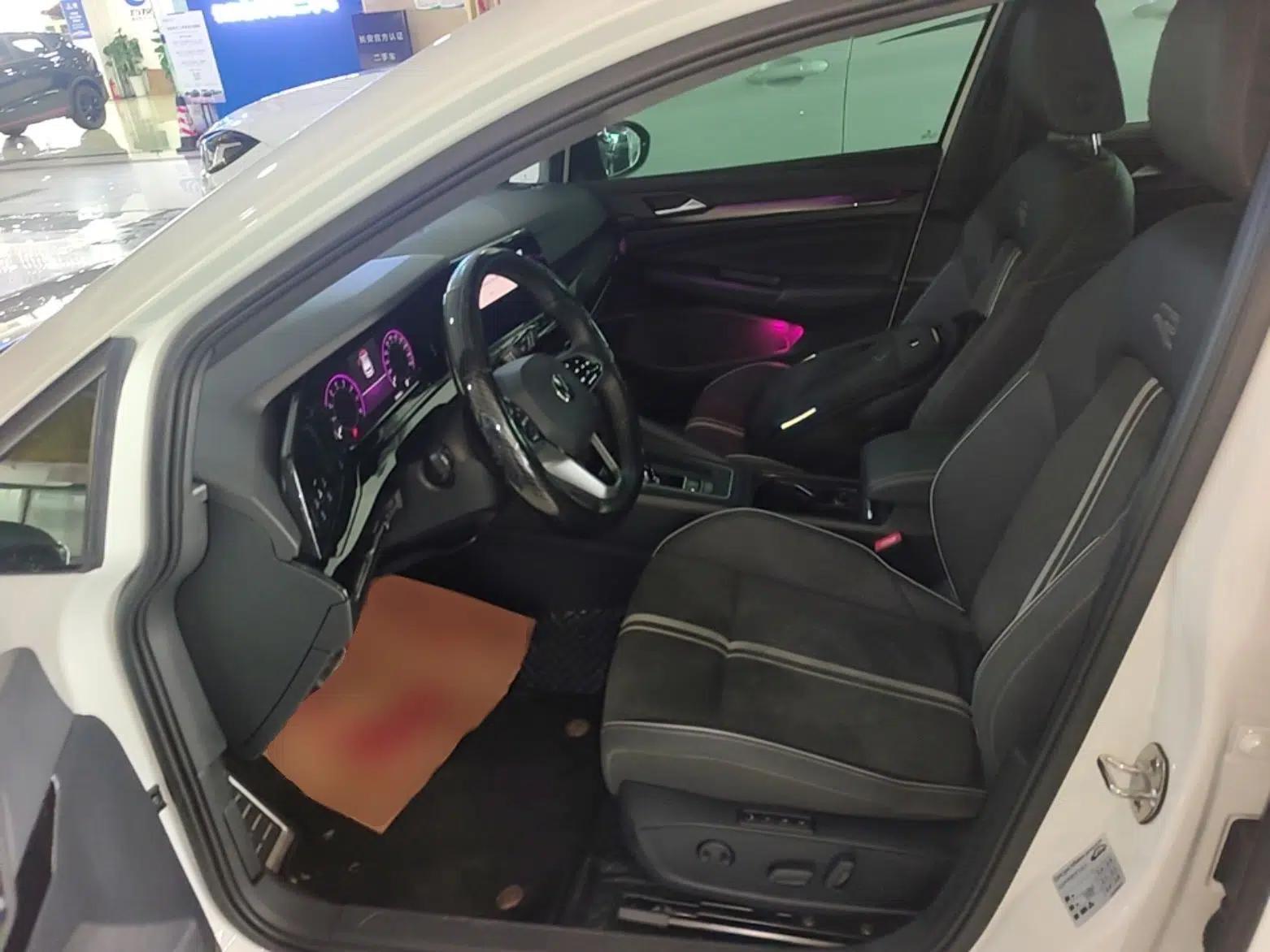 Volkswagen Golf 2021 280TSI DSG R-Line — миниатюра 22