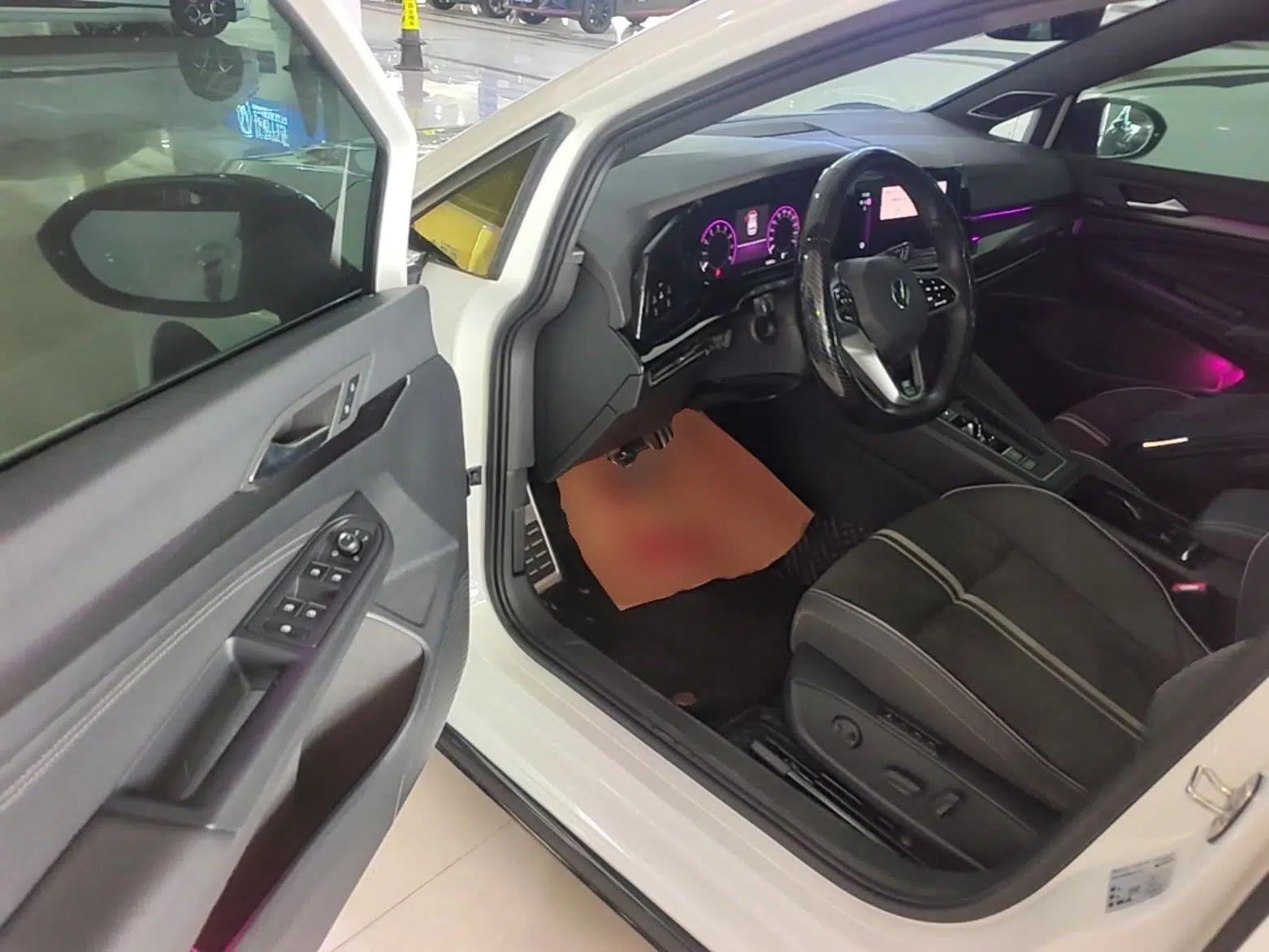 Volkswagen Golf 2021 280TSI DSG R-Line — миниатюра 23