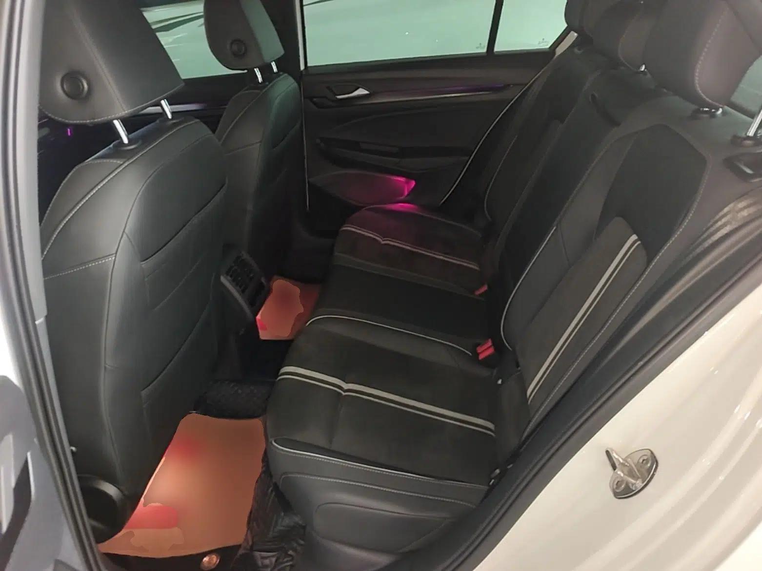Volkswagen Golf 2021 280TSI DSG R-Line — миниатюра 25