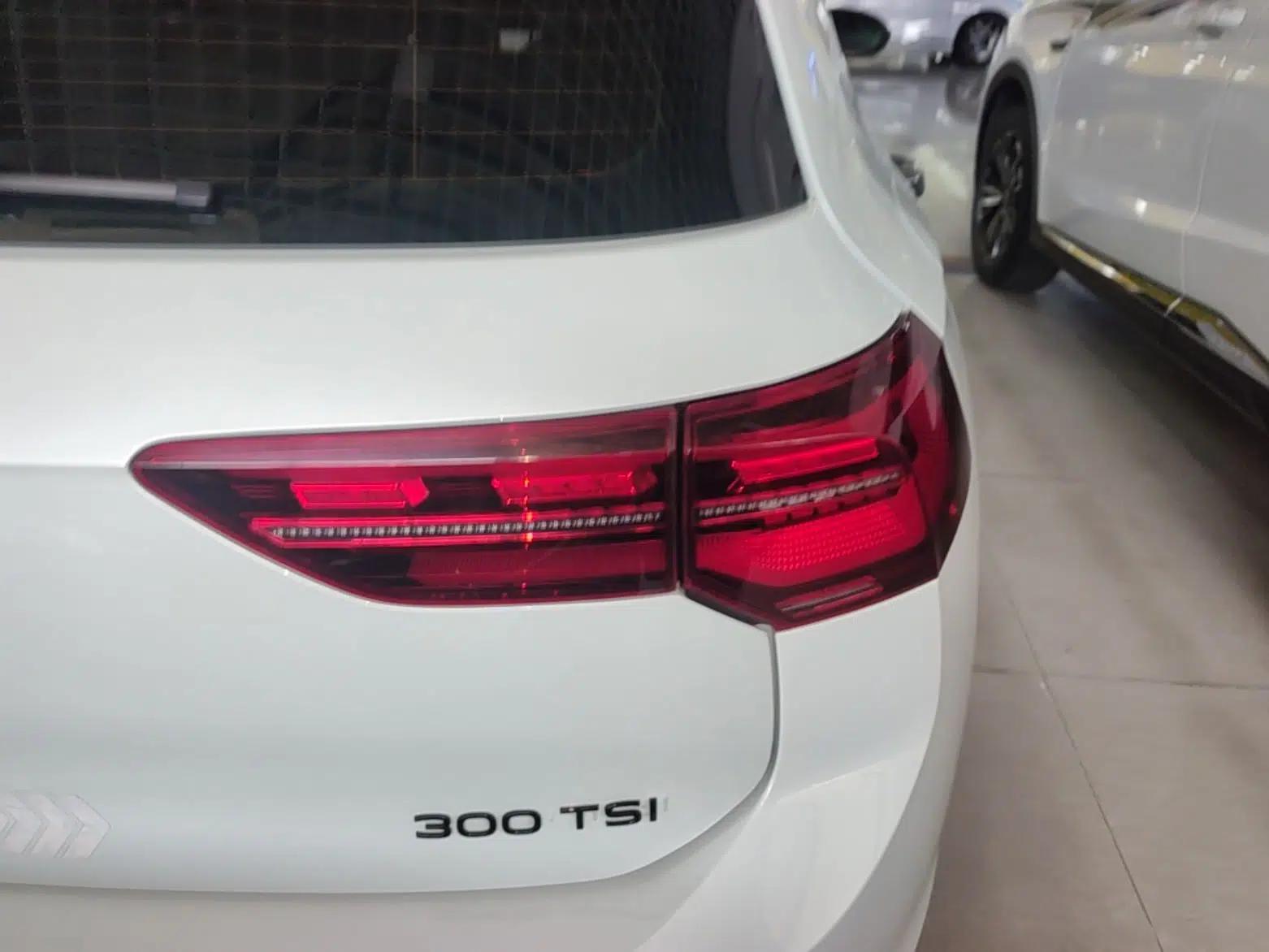 Volkswagen Golf 2021 280TSI DSG R-Line — миниатюра 9