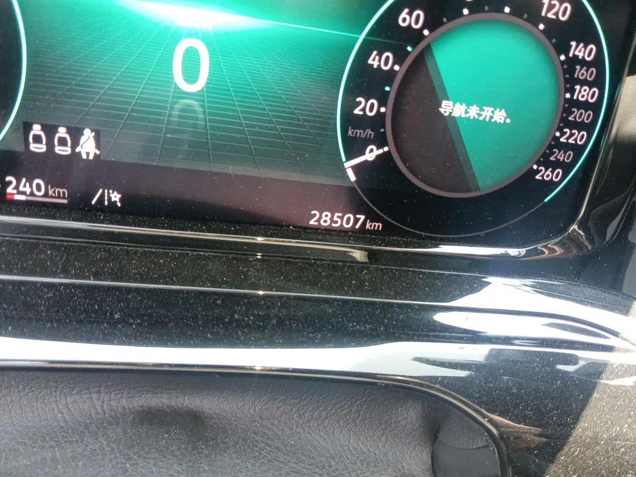 Volkswagen Golf 2023 280TSI DSG R-Line Lite — миниатюра 12
