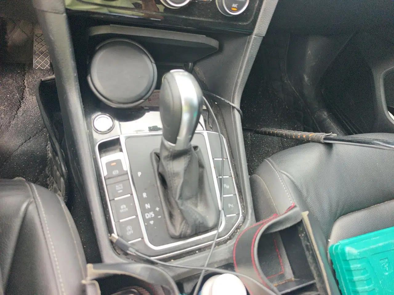 Volkswagen Golf 2015 1.4TSI Sportsvan — миниатюра 14