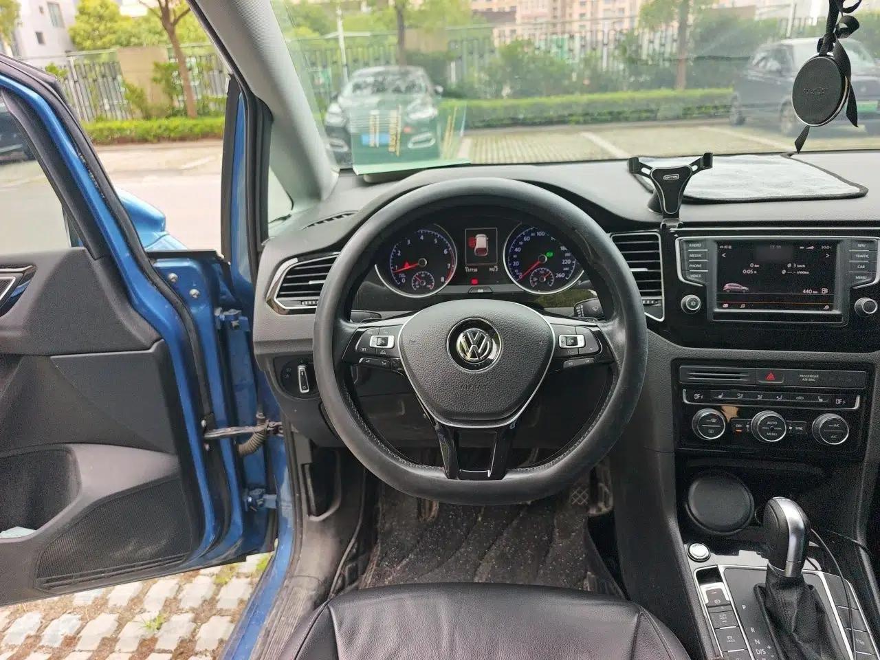 Volkswagen Golf 2015 1.4TSI Sportsvan — миниатюра 10