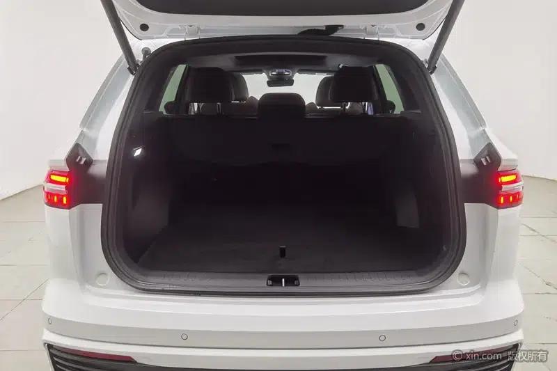 Geely Xingyue L 2021 2.0TD DCT EVO 2WD Smart Supreme Edition — миниатюра 23