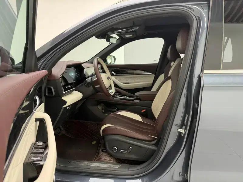 Geely Xingyue L 2024 2.0TD High-Power Automatic Two-Wheel Drive Cloud Edition — миниатюра 17
