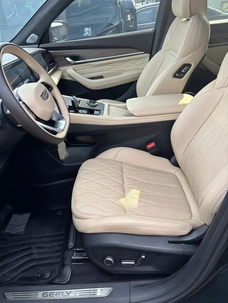 Geely Xingyue L 2025 2.0TD High-Power Automatic Four-Wheel Drive Oriental Moon Edition — миниатюра 10