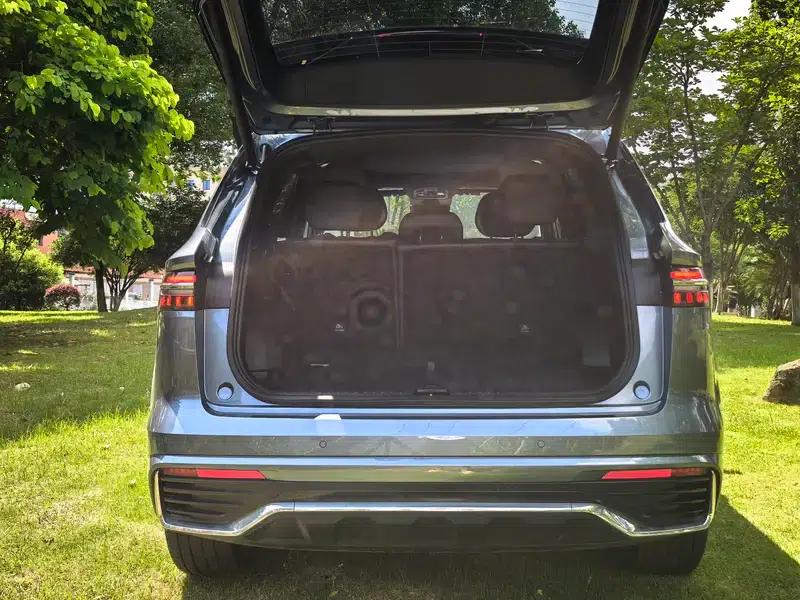 Geely Xingyue L 2026 2.0TD High-Power Automatic Four-Wheel Drive Oriental Moon Edition — миниатюра 15