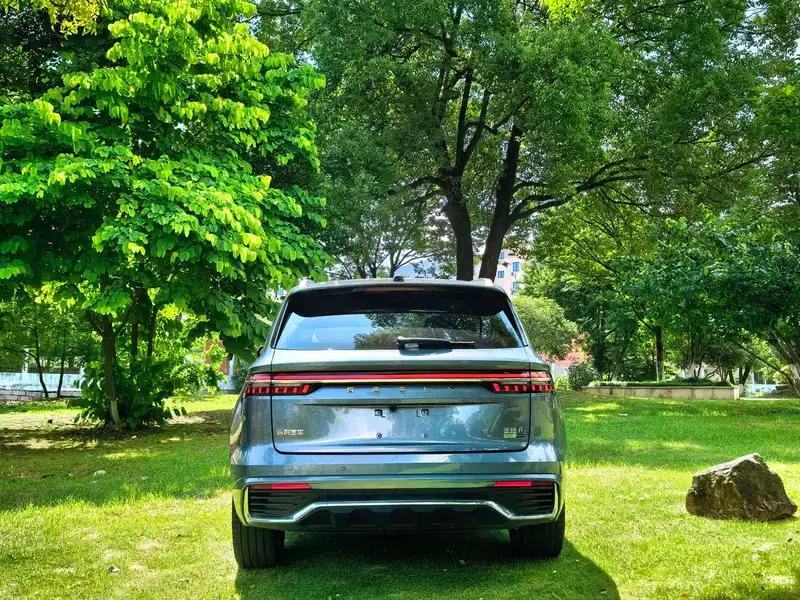 Geely Xingyue L 2026 2.0TD High-Power Automatic Four-Wheel Drive Oriental Moon Edition — миниатюра 6