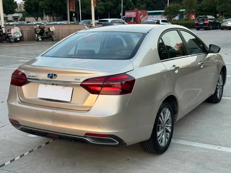 Geely Emgrand 2018 1.5L Manual Fashion Edition — миниатюра 6