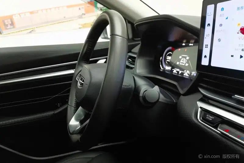 Geely Emgrand 2023 4th Generation Champion Edition 1.5L CVT Premium — миниатюра 11