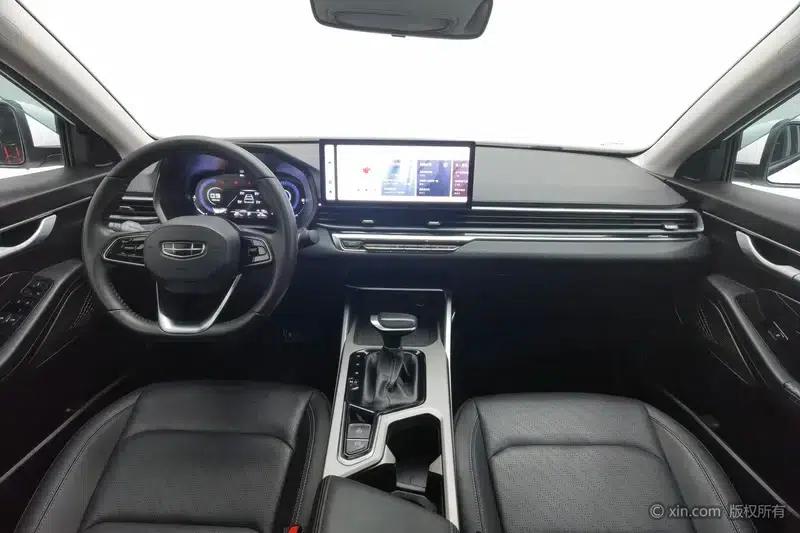 Geely Emgrand 2023 4th Generation Champion Edition 1.5L CVT Premium — миниатюра 12