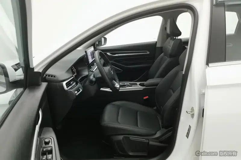 Geely Emgrand 2023 4th Generation Champion Edition 1.5L CVT Premium — миниатюра 17