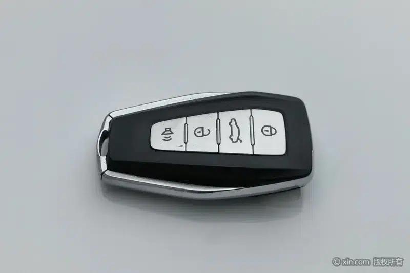 Geely Emgrand 2023 4th Generation Champion Edition 1.5L CVT Premium — миниатюра 6