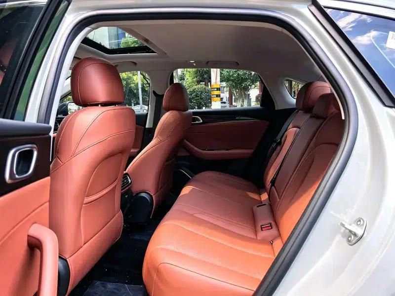 Geely Emgrand 2026 5th Generation 1.5T DCT Flagship Edition — миниатюра 15