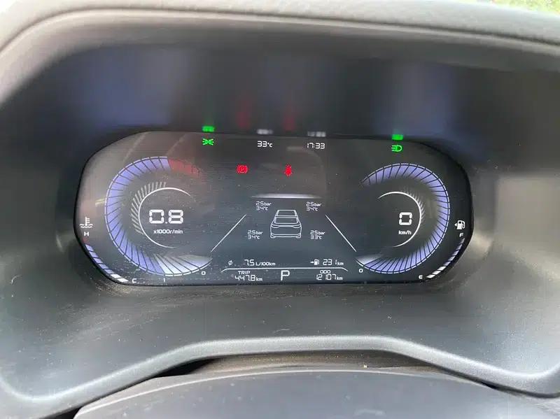Geely Emgrand 2023 4th Generation Champion Edition 1.5L CVT Premium — миниатюра 7