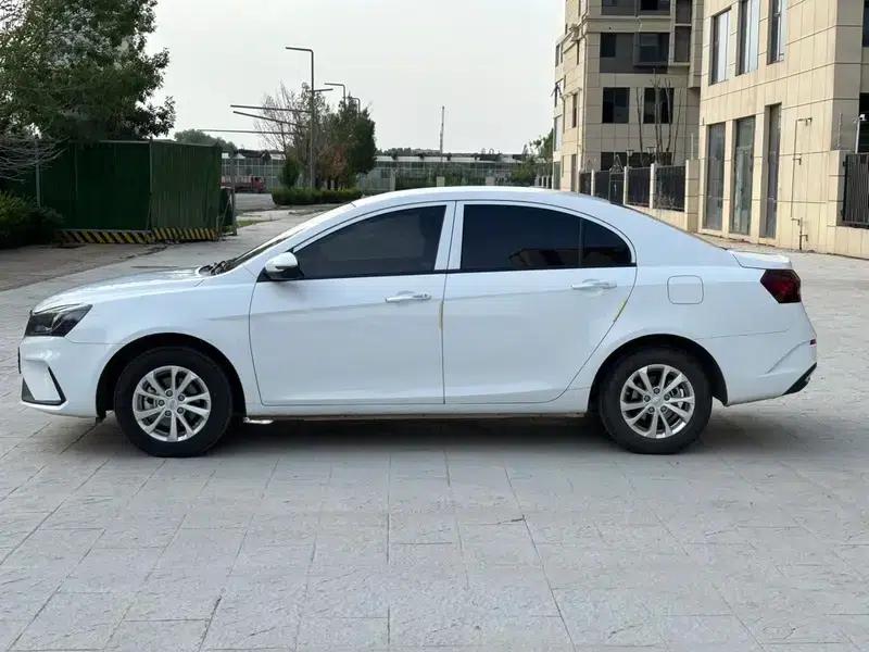 Geely Emgrand 2021 UP 1.5L CVT Comfort Model — миниатюра 4