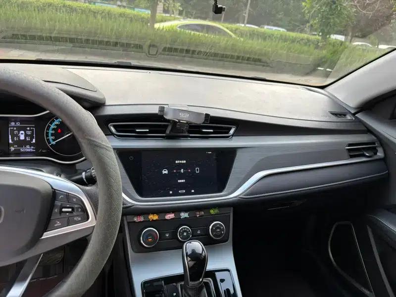 Geely Emgrand 2021 UP 1.5L CVT Comfort Model — миниатюра 10