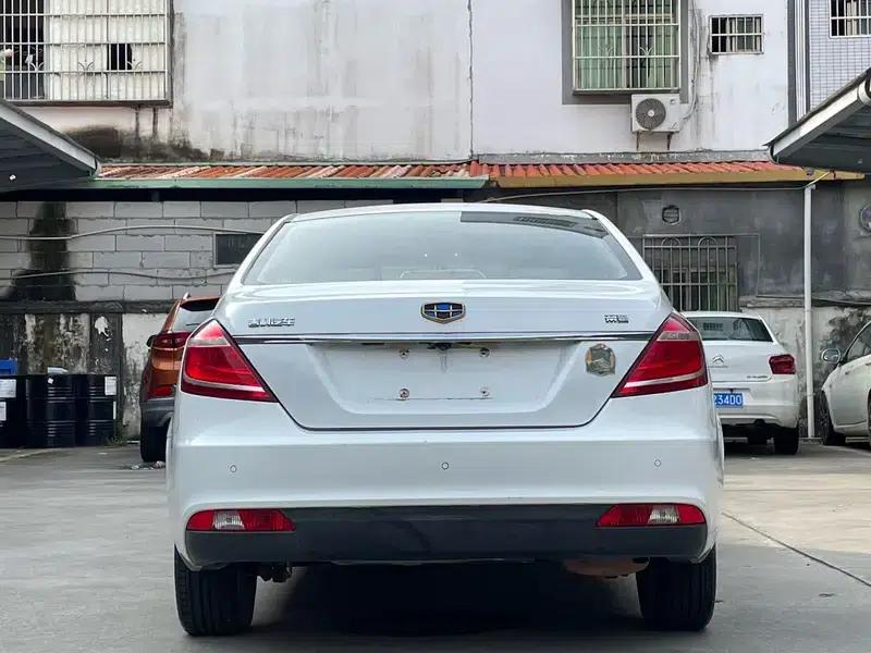 Geely Emgrand 2016 Sedan 1.5L CVT Luxury — миниатюра 5