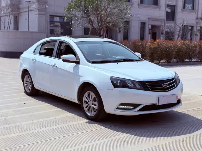 Geely Emgrand 2016 Sedan 1.5L CVT Upward Edition — миниатюра 3