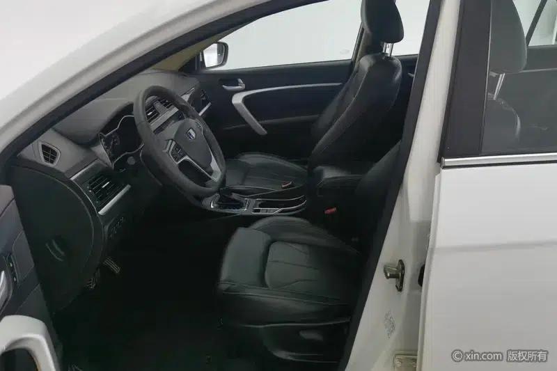 Geely Emgrand 2017 Sedan Million Edition 1.5L CVT Upward Version — миниатюра 18