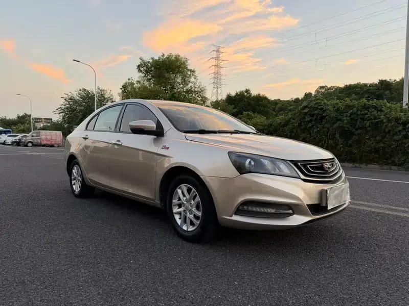 Geely Emgrand 2017 Sedan Million Edition 1.5L CVT Luxury Model — миниатюра 3