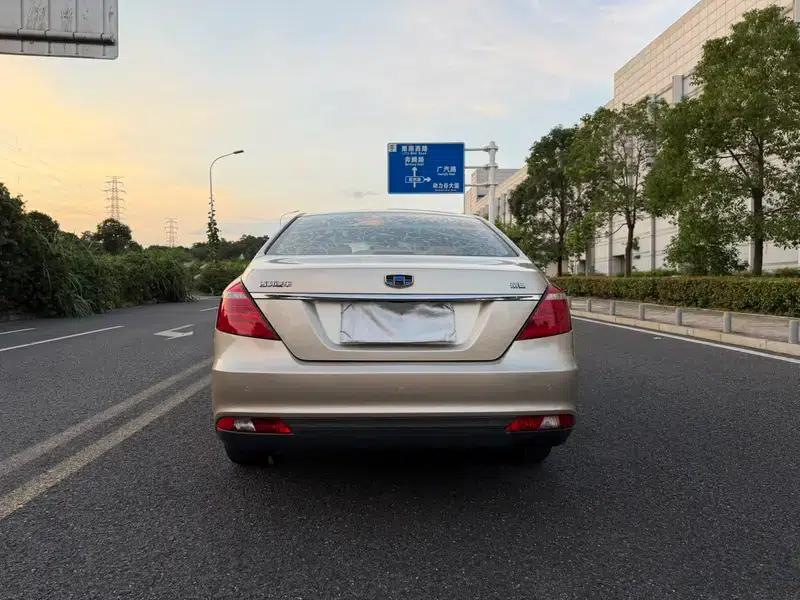 Geely Emgrand 2017 Sedan Million Edition 1.5L CVT Luxury Model — миниатюра 5