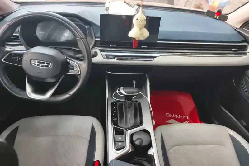 Geely Emgrand 2022 4th Generation 1.5L CVT Flagship Edition — миниатюра 14